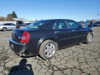 2006 Chrysler 300 C with VIN 2C3LK63HX6H165008, listed as a Copart auction lot 82394174 with 191,055 mi miles and Salvage Title. Bid and sale history available at carsss.com. Image 3.