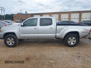 2012 Toyota Tacoma with VIN 3TMMU4FN2CM046933, listed as a IAAI auction lot 42512293 with 221,714 mi miles and . Bid and sale history available at DreamBid. Image 14.