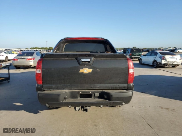 2013 Chevrolet Avalanche LS with VIN 3GNMCEE02DG146925, listed as a Copart auction lot 71644014 with 190,517 mi miles and Salvage Title. Bid and sale history available at carsss.com. Image 6.