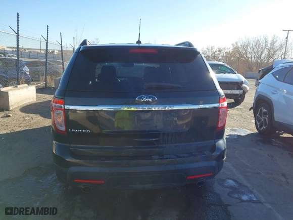 2012 Ford Explorer Limited with VIN 1FMHK7F82CGA86504, listed as a IAAI auction lot 41410847 with 166,854 mi miles. Bid and sale history available at carsss.com. Image 16.