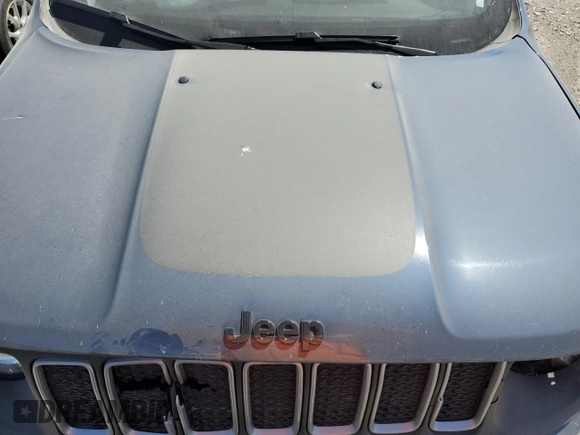 2023 Jeep Renegade Upland z VIN ZACNJDB11PPP69415, wystawiony jako Copart lot #53652365 z przebiegiem 28 513 mil mil oraz Czysty tytuł • Clean title. Historia ofert i sprzedaży dostępna na DreamBid. Obrazek 13.