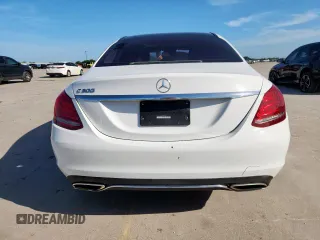 2017 Mercedes-Benz C 300 with VIN 55SWF4JB5HU202389, listed as a Copart auction lot 62884515 with 135,848 mi miles and Clean title. Bid and sale history available at DreamBid. Image 6.