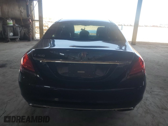 2019 Mercedes-Benz C 300 z VIN 55SWF8DB1KU296703, wystawiony jako Copart lot #76256964 z przebiegiem 45 363 mil mil oraz Tytuł czysty. Historia ofert i sprzedaży dostępna na DreamBid. Obrazek 6.