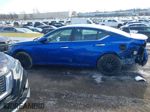 2025 Nissan Altima SV with VIN 1N4BL4DW8SN336870, listed as a IAAI auction lot 41407061 with 1,009 mi miles and . Bid and sale history available at DreamBid. Image 14.