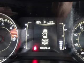2018 Jeep Cherokee Latitude with VIN 1C4PJLCB1JD588916, listed as a IAAI auction lot 41019397 with 135,929 mi miles. Bid and sale history available at carsss.com. Image 15.