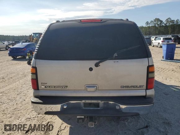 2005 Chevrolet Suburban LS with VIN 3GNEC16Z75G194660, listed as a Copart auction lot 42933415 with 280,030 mi miles and Salvage title. Bid and sale history available at DreamBid. Image 6.
