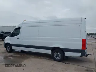 2021 Mercedes-Benz Sprinter Cargo with VIN W1Y4ECHY8MT079254, listed as a IAAI auction lot 41394825 with 301,811 mi miles and . Bid and sale history available at carsss.com. Image 14.