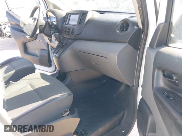 2020 Nissan NV200 Compact Cargo SV with VIN 3N6CM0KN3LK706772, listed as a IAAI auction lot 41699180 with 171,784 mi miles. Bid and sale history available at carsss.com. Image 5.