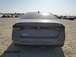 2024 Honda Accord Touring z VIN 1HGCY2F82RA043505, wystawiony jako Copart lot #52223925 z przebiegiem 16 767 mil mil oraz Szkoda całkowita • Salvage title. Historia ofert i sprzedaży dostępna na DreamBid. Obrazek 6.
