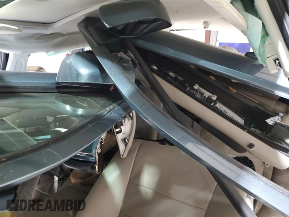 2011 Ford Escape Hybrid с VIN 1FMCU5K39BKA47925, выставлен на аукционе Copart как лот 86136274 с пробегом 79 504 миль миль и Списание • Salvage title. История ставок и продаж доступна на DreamBid. Изображение 10.