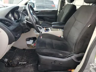 2015 Dodge Grand Caravan SXT with VIN 2C4RDGCG9FR566461, listed as a Copart auction lot 85642384 with 155,831 mi miles and Salvage Title. Bid and sale history available at DreamBid. Image 7.