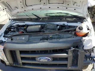 2022 Ford Econoline Cargo z VIN 1FDWE3FN6NDC03437, wystawiony jako Copart lot #50570905 z przebiegiem Nie podano mil oraz Szkoda całkowita • Salvage title. Historia ofert i sprzedaży dostępna na DreamBid. Obrazek 11.