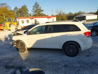 2018 Dodge Journey SE with VIN 3C4PDCAB3JT444417, listed as a IAAI auction lot 41833034 with 72,354 mi miles. Bid and sale history available at carsss.com. Image 14.