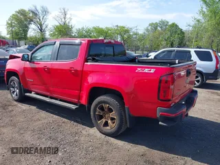 2016 Chevrolet Colorado 4WD Z71 z VIN 1GCPTDE19G1261758, wystawiony jako IAAI lot #42160870 z przebiegiem 98 026 mil mil oraz . Historia ofert i sprzedaży dostępna na DreamBid. Obrazek 3.