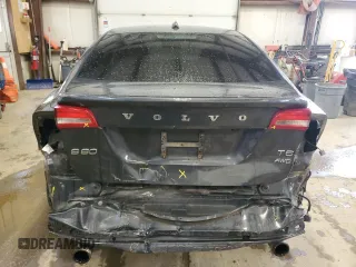 2012 Volvo S60 T6 z VIN YV1902FH9C2102416, wystawiony jako Copart lot #57523275 z przebiegiem 92 711 mil mil oraz Szkoda całkowita • Salvage title. Historia ofert i sprzedaży dostępna na DreamBid. Obrazek 6.