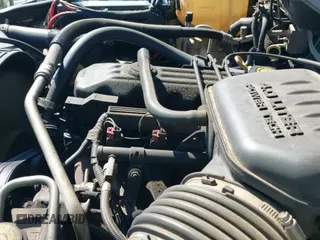 2004 Jeep Grand Cherokee Laredo with VIN 1J4GX48S54C401873, listed as a IAAI auction lot 43337181 with 274,149 mi miles and . Bid and sale history available at DreamBid. Image 14.