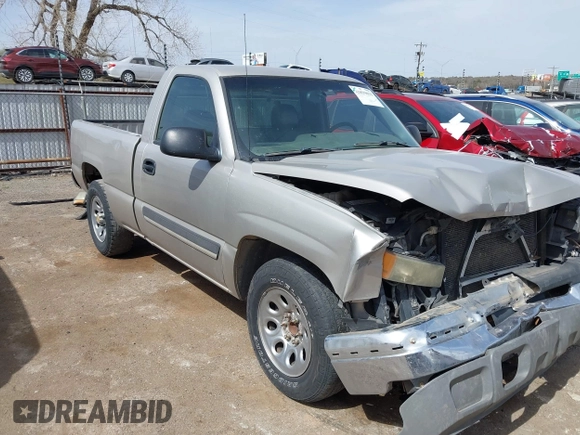 2005 Chevrolet Silverado 1500 Work Truck with VIN 1GCEC14X45Z106318, listed as a IAAI auction lot 41819033 with 153,997 mi miles. Bid and sale history available at carsss.com. Image 1.