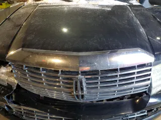 2009 Lincoln Navigator with VIN 5LMFU28569EJ01398, listed as a Copart auction lot 41881275 with 129,920 mi miles and Salvage Title. Bid and sale history available at carsss.com. Image 12.