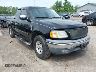 2002 Ford F-150 XL с VIN 1FTRX17W42NB62318, выставлен на аукционе IAAI как лот 42504137 с пробегом 221 200 миль миль и . История ставок и продаж доступна на DreamBid. Изображение 1.