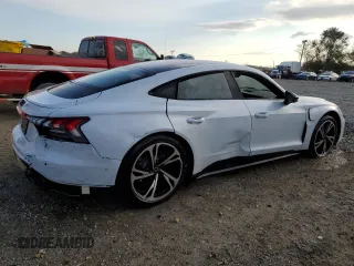 2022 Audi e-tron GT Prestige z VIN WAUEJBFW6N7009405, wystawiony jako Copart lot #72358873 z przebiegiem 6207 mil mil oraz . Historia ofert i sprzedaży dostępna na DreamBid. Obrazek 3.