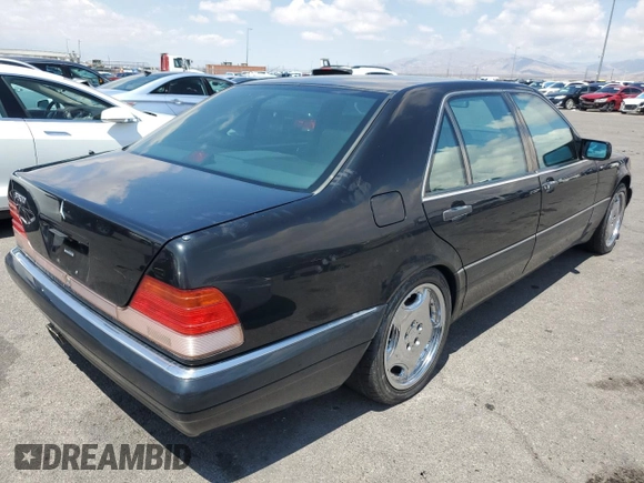 1995 Mercedes-Benz S with VIN WDBGA51E9SA239416, listed as a Copart auction lot 56059905 with 186,286 mi miles and Clean Title. Bid and sale history available at DreamBid. Image 3.