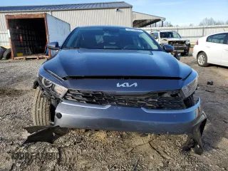2023 Kia Forte LXS with VIN 3KPF24ADXPE693402, listed as a Copart auction lot 43716955 with 32,535 mi miles and Salvage Title. Bid and sale history available at carsss.com. Image 5.