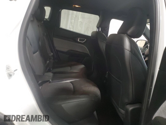 2023 Jeep Compass Latitude with VIN 3C4NJDBNXPT561788, listed as a Copart auction lot 53894225 with 34,253 mi miles and Clean Title. Bid and sale history available at DreamBid. Image 11.
