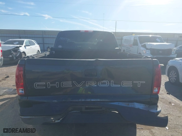 2003 Chevrolet Silverado 1500 LS with VIN 2GCEC19X431138524, listed as a IAAI auction lot 41729057 with 295,394 mi miles. Bid and sale history available at carsss.com. Image 16.