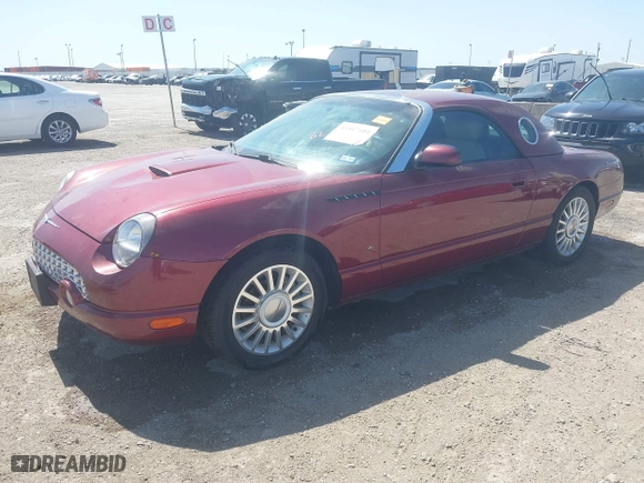 2004 Ford Thunderbird Deluxe with VIN 1FAHP60A34Y110452, listed as a IAAI auction lot 41847184 with 121,161 mi miles. Bid and sale history available at carsss.com. Image 17.