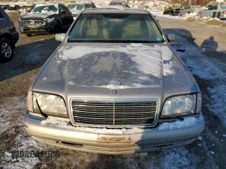 1999 Mercedes-Benz S 320/430/500 z VIN WDBGA33G9XA412054, wystawiony jako Copart lot #42012105 z przebiegiem 151 033 mil mil oraz Czysty tytuł • Clean title. Historia ofert i sprzedaży dostępna na DreamBid. Obrazek 5.