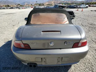 2001 BMW Z3 2.5i with VIN WBACN33491LM03874, listed as a Copart auction lot 77382024 with 268,283 mi miles and Clean Title. Bid and sale history available at carsss.com. Image 6.