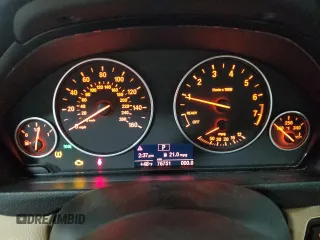 2013 BMW 3 Series 328i xDrive z VIN WBA3B5C5XDF596312, wystawiony jako Copart lot #88660715 z przebiegiem 76 751 mil mil oraz Szkoda całkowita • Salvage title. Historia ofert i sprzedaży dostępna na DreamBid. Obrazek 9.