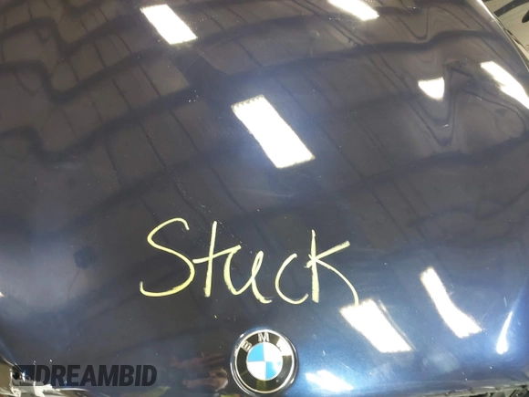 2019 BMW 5 Series 540i xDrive z VIN WBAJE7C53KWW29884, wystawiony jako IAAI lot #42020658 z przebiegiem 68 389 mil mil oraz . Historia ofert i sprzedaży dostępna na DreamBid. Obrazek 10.