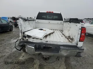 2015 Chevrolet Silverado 3500HD LTZ with VIN 1GC4K0E87FF594828, listed as a Copart auction lot 80964134 with 439,850 mi miles and Salvage Title. Bid and sale history available at carsss.com. Image 6.