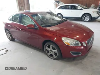 2013 Volvo S60 T5 Premier with VIN YV1612FS9D2202688, listed as a IAAI auction lot 42709073 with 152,245 mi miles and . Bid and sale history available at DreamBid. Image 1.