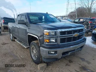 2014 Chevrolet Silverado 1500 LT with VIN 1GCRCREH4EZ404018, listed as a IAAI auction lot 41640371 with 96,068 mi miles. Bid and sale history available at carsss.com. Image 1.