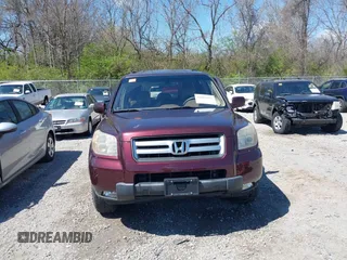 2008 Honda Pilot EX-L with VIN 5FNYF18568B033184, listed as a IAAI auction lot 42054457 with 166,468 mi miles. Bid and sale history available at carsss.com. Image 12.