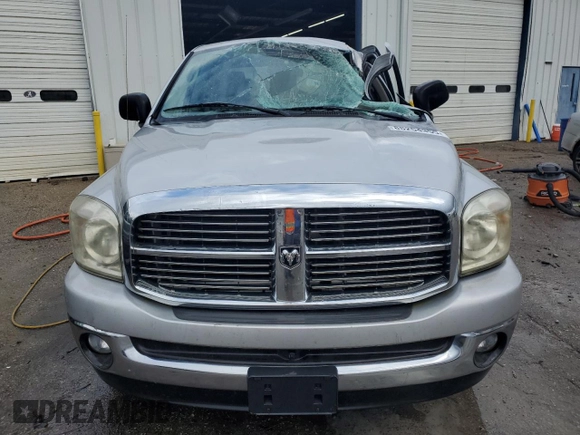 2008 Dodge Ram 1500 SLT with VIN 1D7HU18228S584488, listed as a Copart auction lot 88254355 with 152,382 mi miles and Non Repairable. Bid and sale history available at carsss.com. Image 5.