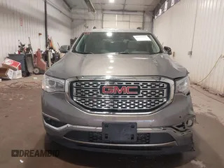 2019 GMC Acadia Denali with VIN 1GKKNXLS6KZ142226, listed as a IAAI auction lot 40453039 with 21,770 mi miles and . Bid and sale history available at carsss.com. Image 13.