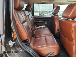 2008 Jeep Commander Limited z VIN 1J8HG58N58C151107, wystawiony jako Copart lot #64898595 z przebiegiem 268 857 mil mil oraz Czysty tytuł • Clean title. Historia ofert i sprzedaży dostępna na DreamBid. Obrazek 11.