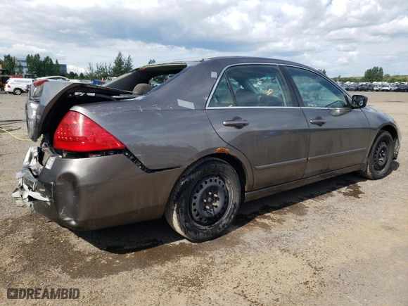 2007 Honda Accord Sdn EX with VIN 1HGCM557X7A802582, listed as a Copart auction lot 68420284 with 292,286 mi miles and Salvage Title. Bid and sale history available at carsss.com. Image 3.