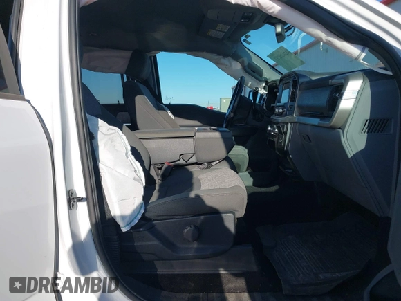 2021 Ford F-150 XL with VIN 1FTEW1EP5MKE25613, listed as a IAAI auction lot 42028237 with 116,341 mi miles. Bid and sale history available at carsss.com. Image 5.
