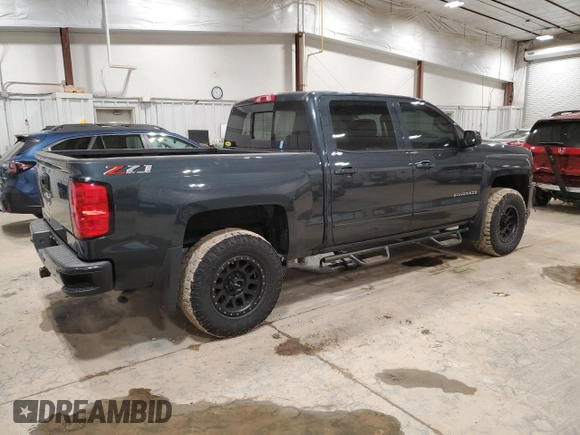 2018 Chevrolet Silverado 1500 LT with VIN 3GCUKREC2JG499724, listed as a Copart auction lot 50793375 with 132,185 mi miles and Non Repairable. Bid and sale history available at carsss.com. Image 3.