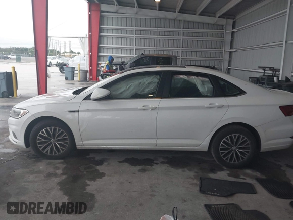 2019 Volkswagen Jetta SEL with VIN 3VWEB7BU9KM166586, listed as a IAAI auction lot 41382619 with 39,872 mi miles and . Bid and sale history available at DreamBid. Image 14.