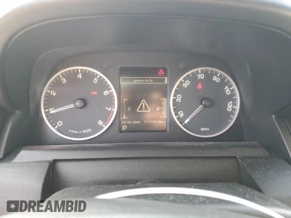 2013 Land Rover LR4 Lux with VIN SALAK2D45DA690019, listed as a Copart auction lot 47551295 with 117,598 mi miles and Salvage title. Bid and sale history available at DreamBid. Image 9.