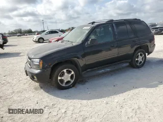 2008 Chevrolet TrailBlazer 1LT with VIN 1GNDT13S782125158, listed as a Copart auction lot 45360335 with 174,208 mi miles and Clean Title. Bid and sale history available at DreamBid. Image 1.