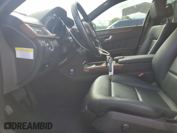 2012 Mercedes-Benz E 350 Luxury с VIN WDDHF5KB9CA575134, выставлен на аукционе Copart как лот 61008665 с пробегом 87 943 миль миль и Списание • Salvage title. История ставок и продаж доступна на DreamBid. Изображение 7.
