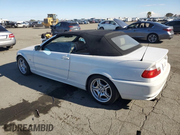 2002 BMW 3 Series 330Ci with VIN WBABS53402EV89858, listed as a Copart auction lot 81132824 with 111,600 mi miles and Salvage Title. Bid and sale history available at carsss.com. Image 2.