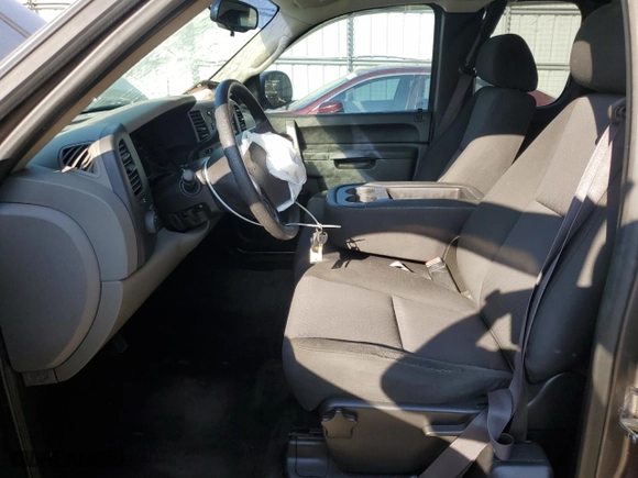 2012 Chevrolet Silverado 1500 LS with VIN 1GCRCREA2CZ258427, listed as a Copart auction lot 68815734 with 113,911 mi miles and Salvage Title. Bid and sale history available at carsss.com. Image 7.