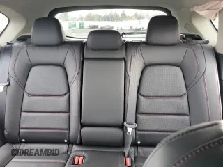 2024 Mazda CX-5 S Carbon Edition z VIN JM3KFBCM4R0392759, wystawiony jako Copart lot #45571245 z przebiegiem 7594 mil mil oraz Szkody całkowita. Historia ofert i sprzedaży dostępna na DreamBid. Obrazek 10.